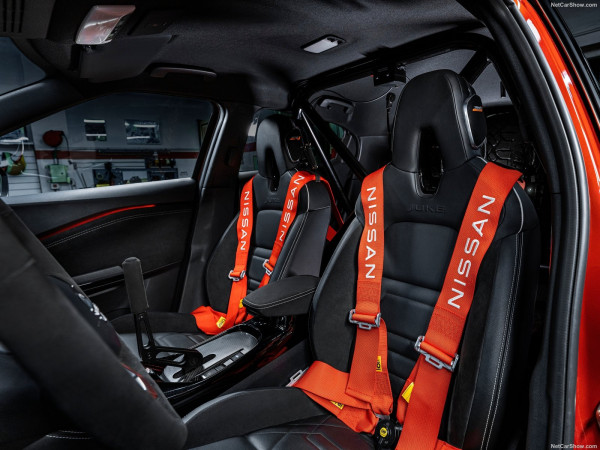 Satu-satunya di Dunia, Nissan Juke Hybrid Rally Tribute Concept