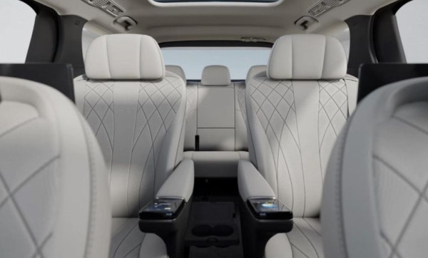 Denza D9, Alphard KW dari China Ludes 3.000 Unit dalam 30 Menit