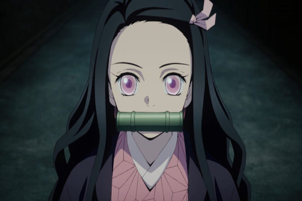 10 Karakter Anime yang Terlihat Lemah tapi sebenarnya Kuat