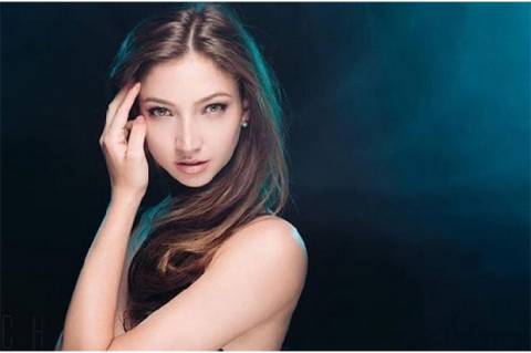 5 Artis Cantik Indonesia yang Pernah Jadi Hantu dalam Film, Nomor Terakhir Namanya Sangat Ikonik