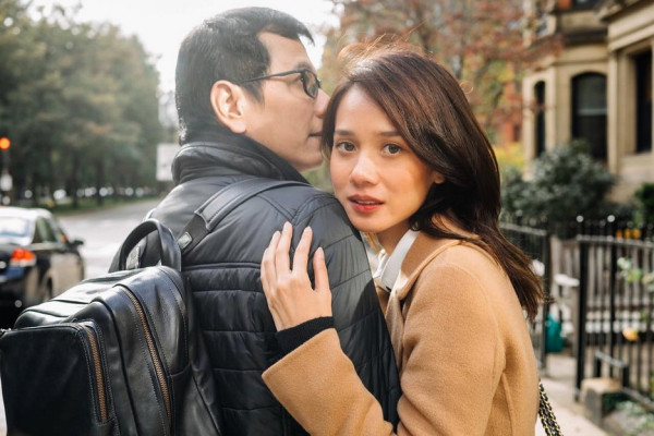 5 Artis Istri Pejabat di Indonesia, Ada yang Dijuluki Ibu Menteri Cantik