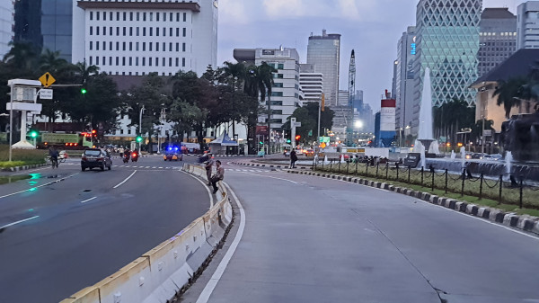 Aksi Massa Bubar dari Patung Kuda, Lalu Lintas Kembali Normal