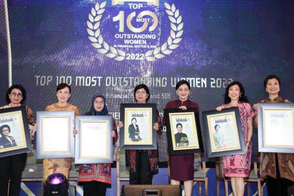 Pencapaian Karir Diakui, Evi Afiatin Dinilai Leader Wanita Berpengaruh