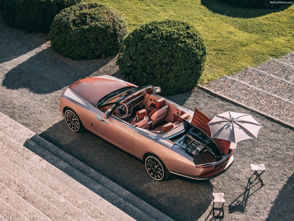 Kenang Orang Tua, Crazy Rich Ini Pesan Mobil Termahal di Dunia Buatan Rolls-Royce