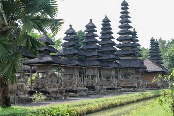 RI Tuan Rumah GPDRR 2022, Sandiaga Uno: Kemenparekraf Ajak Delegasi Nikmati Pura Taman Ayun Bali