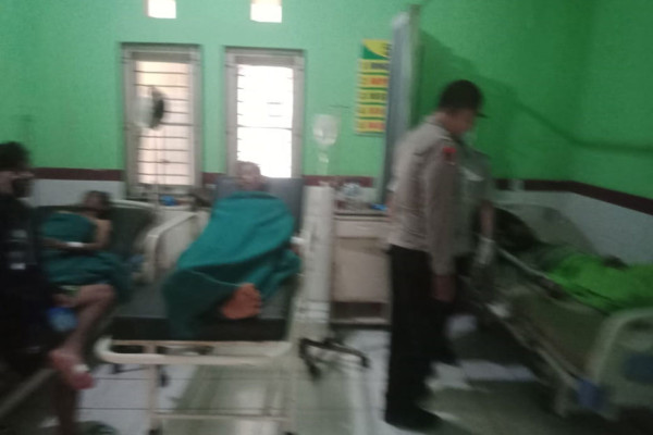 Pekerja Bangunan di Bogor Tersambar Petir, 2 Tewas 5 Orang Luka