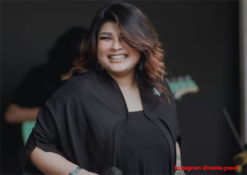 5 Artis Indonesia Pindah Agama Lebih dari Sekali, Terbaru Nania Yusuf