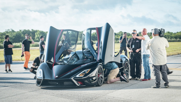 SSC Tuatara Nyaris Tembus Top Speed 500 Kilometer Per Jam