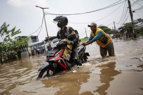 Sepeda Motor Anda Terdampak Banjir Rob? Ini 6 Langkah yang Harus Dilakukan