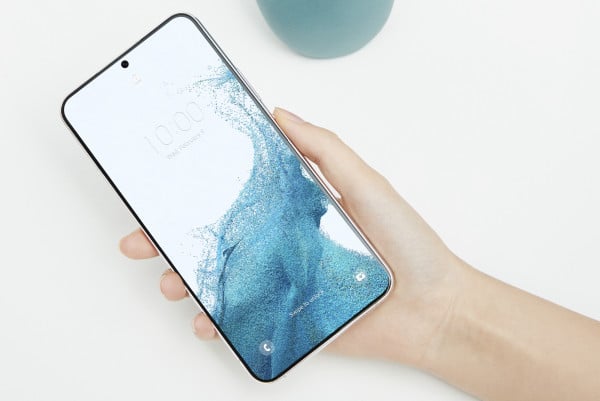 Mengapa Desain Galaxy S22 Ultra 5G Berbeda dengan Galaxy S22+ dan S22 5G?