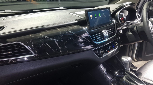 Teknologi Tak Biasa Mobil Keluarga yang hanya Ada di New Cortez