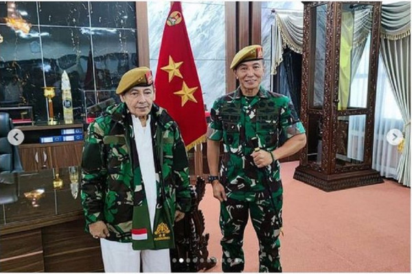 Habib Luthfi Diangkat Jadi Warga Kehormatan Korps Baret Cokelat