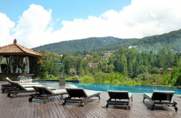 10 Hotel Bernuansa Alam di Jabodetabek, Cocok Buat Staycation