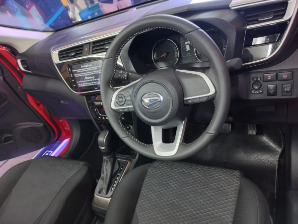 Naikkan Pamor, Daihatsu Sirion Baru Lebih Canggih dan Irit Bensin