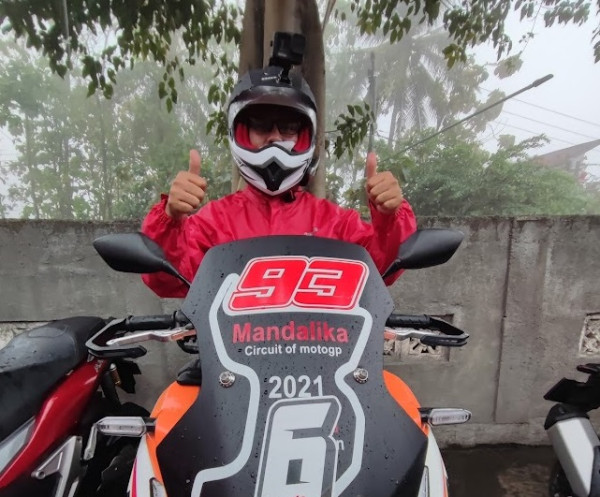 Ini Bahaya Jari Selalu Menempel di Tuas Rem saat Riding