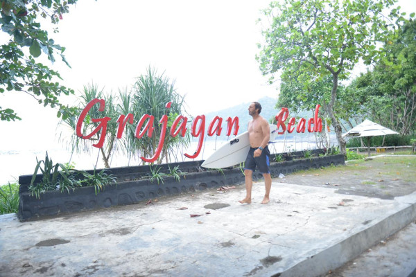 Pantai Grajangan, Spot Ombak Terbaik di Banyuwangi Selain G-Land