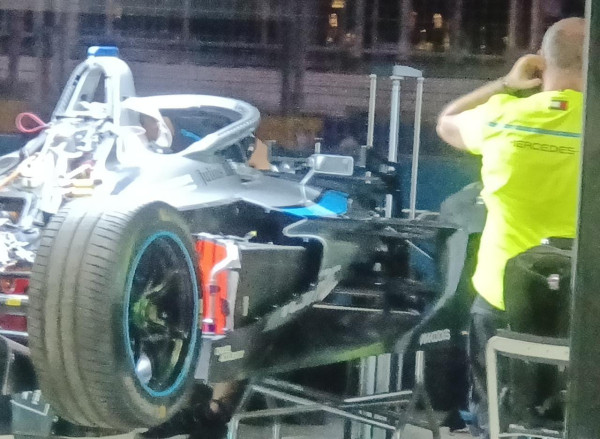 Mobil-mobil Formula E Langsung Dibongkar usai Balapan, Begini Penampakannya