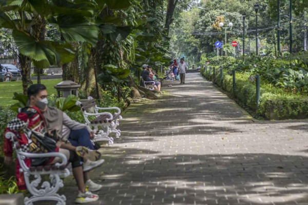Kisah Mistis Taman Suropati! Dari Sosok Perempuan Muda hingga Suara Tangisan