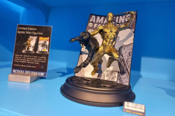 Berburu Merchandise Marvel, dari Gantungan Kunci Rp50 Ribu hingga Figurin Rp12 Juta