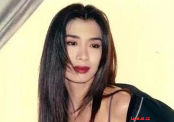 5 Artis Film Hong Kong yang Sering Beradegan Panas, Nomor 4 Disebut Paling Mahir