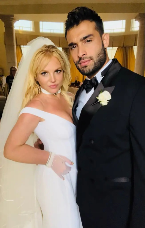 Britney Spears dan Sam Asghari Resmi Menikah, Ini 5 Momen Bahagianya