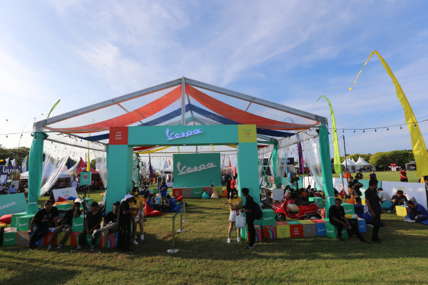 Punya Komunitas Vespa Terbesar Dunia, Begini Kemeriahan Vespa World Days 2022 di Bali