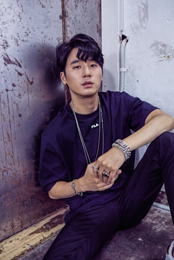 6 Artis Korea yang Pernah Kerja Kantoran, Nomor 3 Gajinya Rp799 Juta
