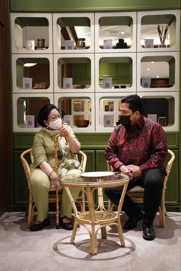Potret Kebersamaan Erick Thohir dan Megawati Saat Meninjau Gedung Sarinah