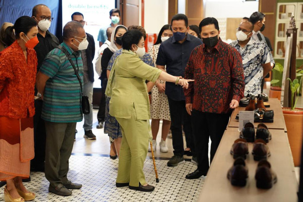 Potret Kebersamaan Erick Thohir dan Megawati Saat Meninjau Gedung Sarinah