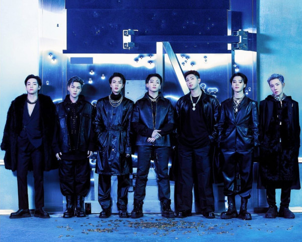 Sambil Menangis, BTS Umumkan Hiatus Sementara Waktu