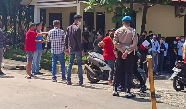 6 Oknum Polisi Jadi Tersangka Tewasnya Arfandi, Rekonstruksi Digelar di Depan Hanggar Heli