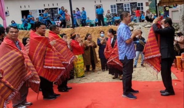 Ephorus HKBP Berkati Ketua DPD Partai Perindo Sibolga