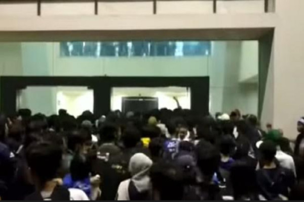 Fakta-fakta Kematian 2 Suporter Persib, Berawal Penonton Jebol Pintu Stadion GBLA
