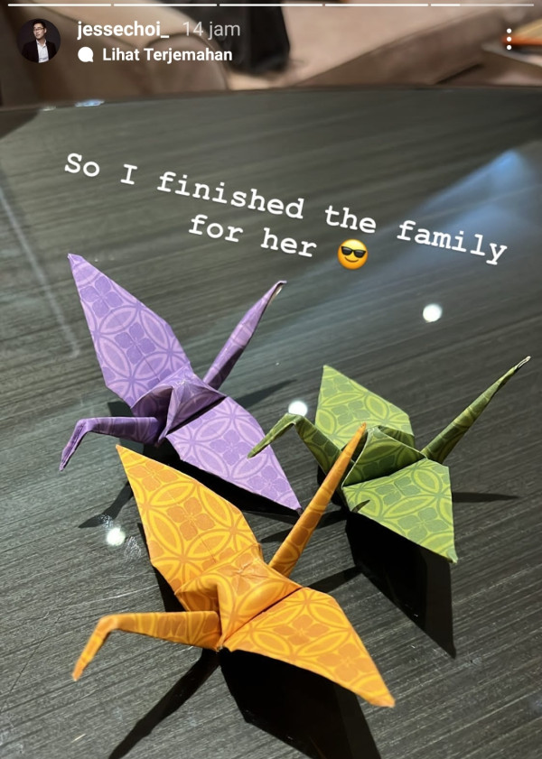 Jesse Choi Bagikan Momen Manis saat Maudy Ayunda Menyerah Membuat Origami Bangau