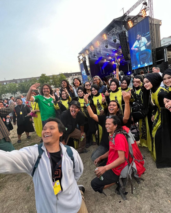 5 Potret Nasida Ria, Grup Kasidah Semarang yang Sukses Manggung di Jerman