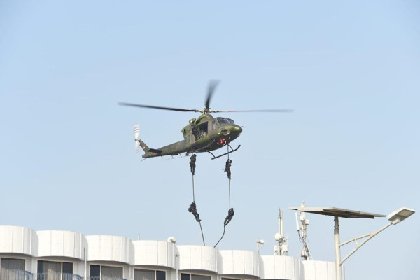 Pasukan Elite dari 3 Matra TNI Berhasil Lumpuhkan Teroris di Jakarta Utara