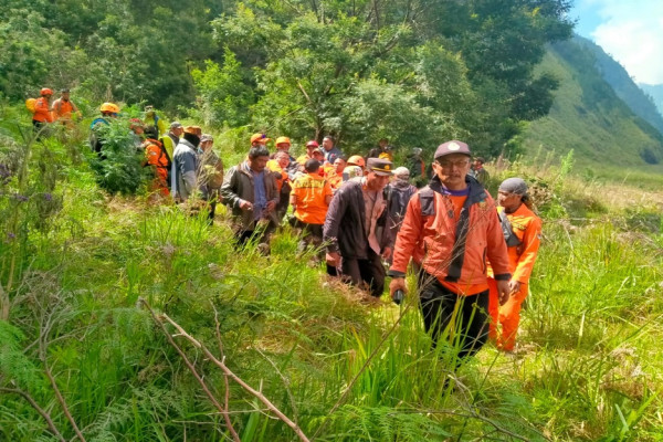 Merinding! Merasa ada yang Mengajak, Tiba-tiba Roni Nur Efendi di Dalam Jurang Lereng Bromo