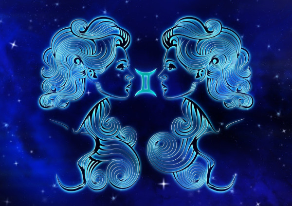 5 Zodiak Paling Eksentrik menurut Astrolog, Perilaku Suka 'Aneh'!