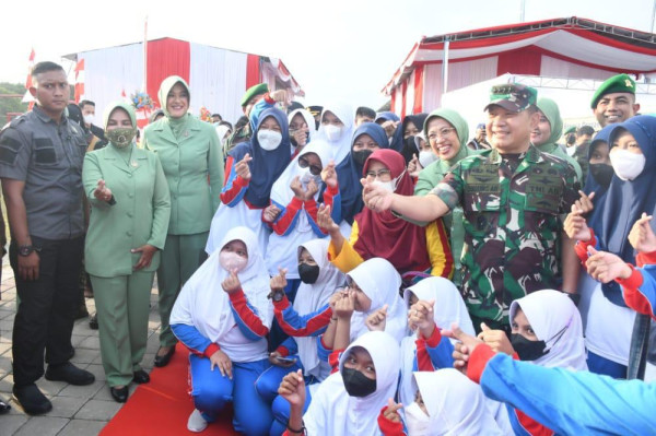 Resmikan Lapangan Sepakbola Jenderal Soedirman, KASAD Dudung: Buat Bangsa Jangan Banyak Pikir