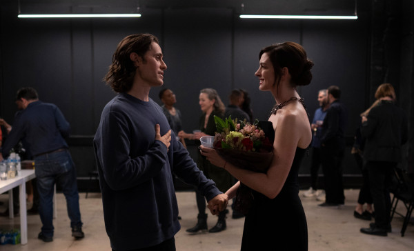 CERMIN: Impian Amerika dari Mata Adam Neumann