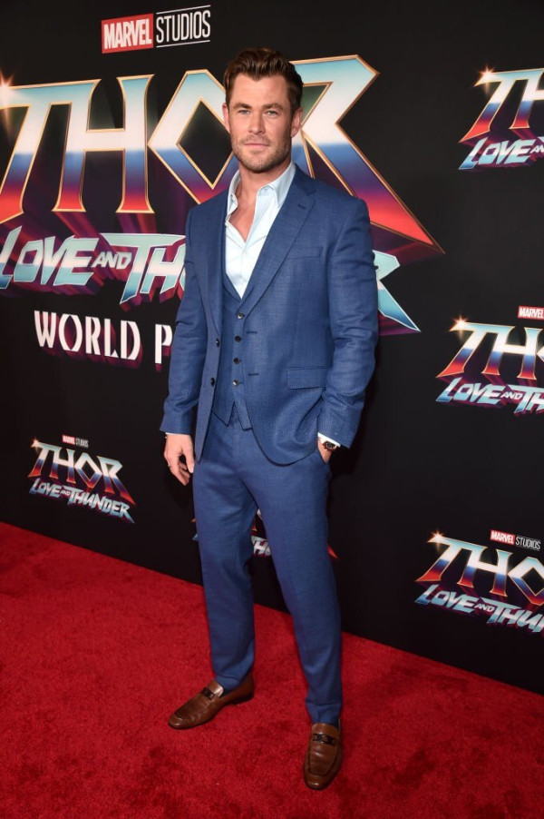 Potret Chris Hemsworth dan Natalie Portman di Red Carpet Pemutaran Perdana Thor: Love And Thunder