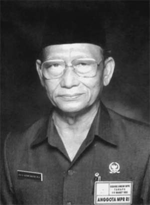 Sosok KH Azhar Basyir, ‘Kiai Terakhir’ Muhammadiyah Putra Santri Pendiri NU