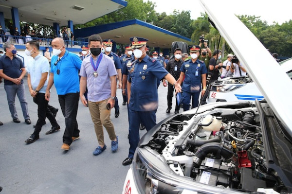 Unik, Polisi Filipina Jadikan Toyota Innova sebagai Mobil Patroli