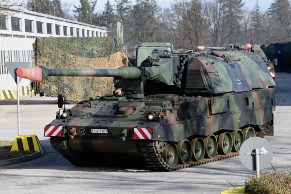 Akhirnya, 7 Howitzer PzH 2000 Jerman Tiba di Ukraina