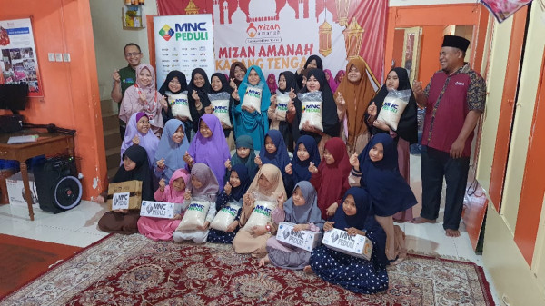 MNC Peduli Beri Bantuan di Asrama Yatim Mizan Amanah Lebak Bulus