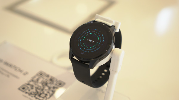 vivo Pamer Ponsel Lipat, Chip Gambar, Tablet, dan Smartwatch