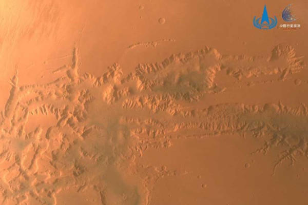 Kelilingi Mars 1.300 Kali, Misi Tianwen-1 China Rilis Foto Permukaan Planet Merah