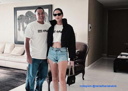 5 Artis Indonesia Berpredikat Hot Mama, Nomor Terakhir Berusia Setengah Abad Lebih