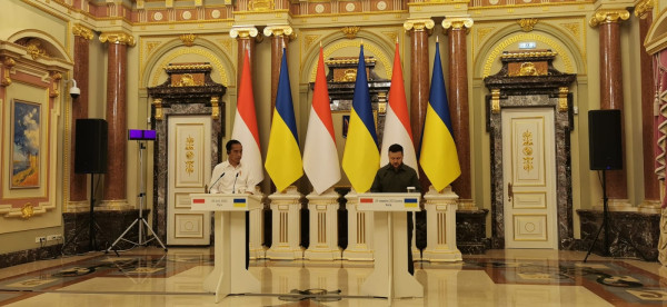 Pintu Indonesia Dibuka Lebar Jokowi Bagi Warga Ukraina
