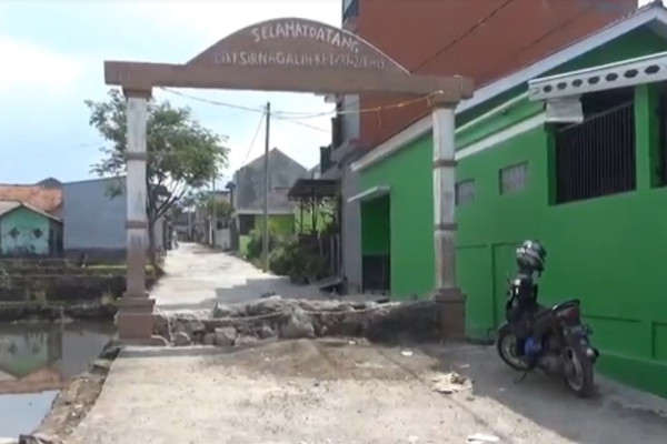 Tanah Belum Dibayar, Jalan Perumahan di Cianjur Ditutup Tembok